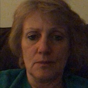 Meet your Posher, Laurie